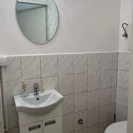 Room Glorija 2 Pančevo Exteriör bild